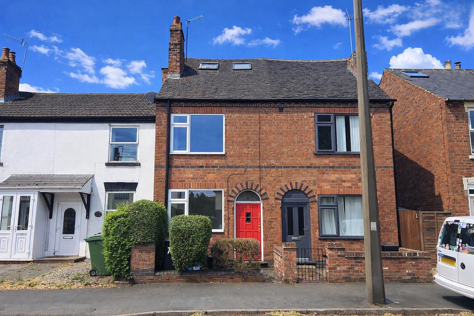 2 bed property in South Road, Stourbridge
